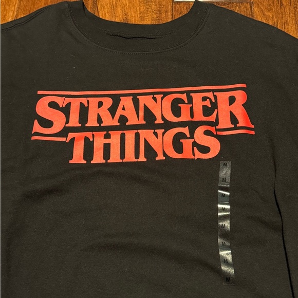 Netflix Stranger Things Logo Graphic Sweatshirt Crewneck Official Merchandise - Picture 6 of 8